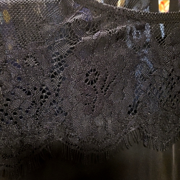๐2xHP๐ NWOT Torrid Black Lace Blouse, size 4 - Picture 5 of 7